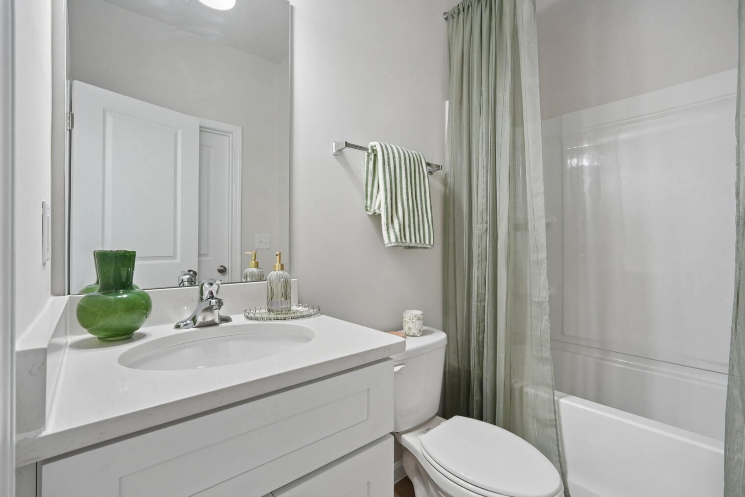 bright full bathroom