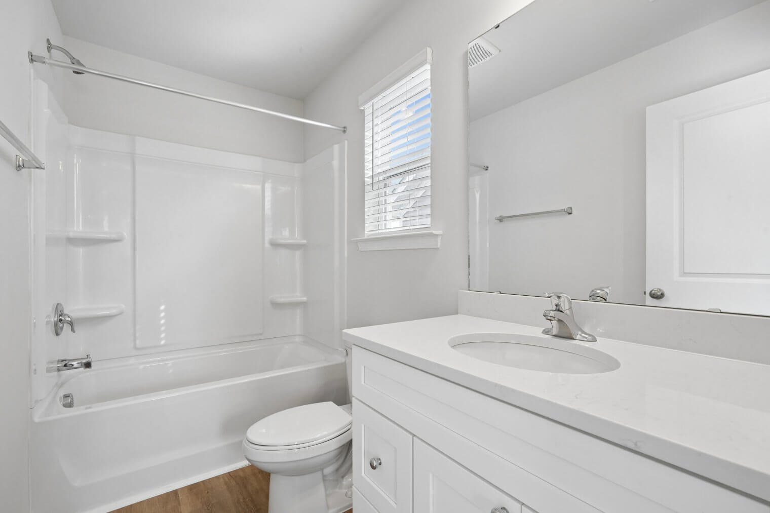bright minimal full bathroom